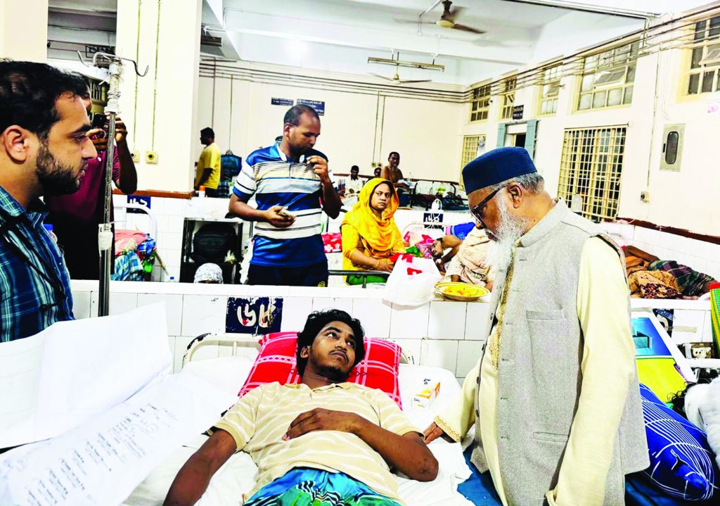 চবির আহত শিক্ষার্থীদের পাশে ধর্ম উপদেষ্টা – দৈনিক আজাদী চবির আহত শিক্ষার্থীদের পাশে ধর্ম উপদেষ্টা – দৈনিক আজাদী