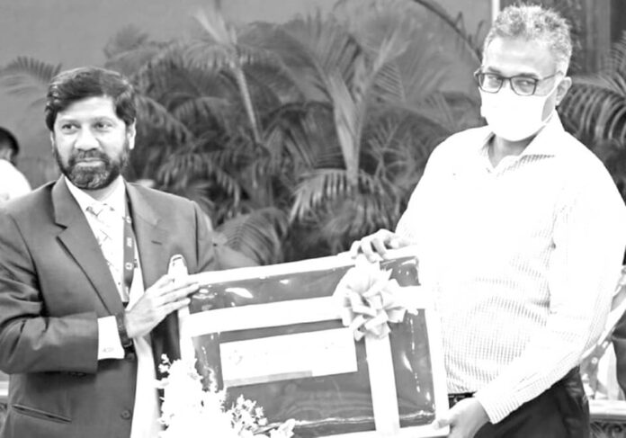 Standard Bank Limited Donates 75, 000 pcs Blankets to Prime Minister's Relief Fund