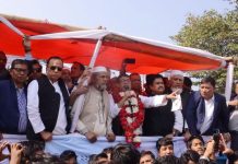 চট্টগ্রামে ব্যারিস্টার বিপ্লব বড়ুয়াকে গণসংবর্ধনা