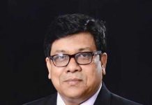 দূরের টানে বাহির পানে