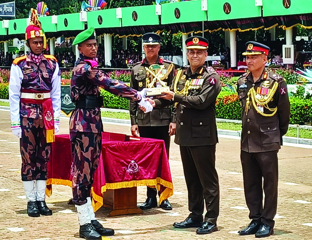 রুমা-থানচি পুরোপুরি বিপদমুক্ত না হওয়া পর্যন্ত যৌথ বাহিনীর অভিযান চলবে – দৈনিক আজাদী