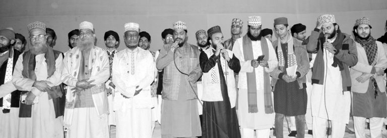 প্রিয় নবী (দ.) ও আউলিয়ায়ে কেরামের প্রতি ভালোবাসাই ঈমানের দাবি প্রিয় নবী (দ.) ও আউলিয়ায়ে কেরামের প্রতি ভালোবাসাই ঈমানের দাবি