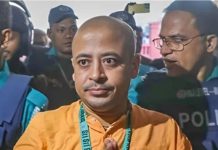 ভারত থেকে আসছেন না চিন্ময়ের আইনজীবী