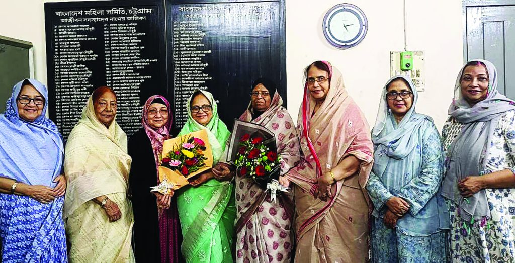 চসিক একুশে সম্মাননা পদক লাভ করায় কামরুন মালেক সংবর্ধিত – দৈনিক আজাদী