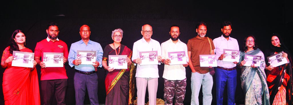 বর্তমান সময়ে ফটোগ্রাফি তার স্বকীয়তা হারিয়েছে : এম এ মালেক – দৈনিক আজাদী