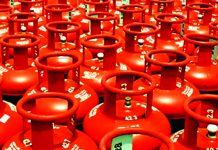 রাঙামাটিতে গ্যাস সংকট, দোকানে সিলিন্ডার নেই