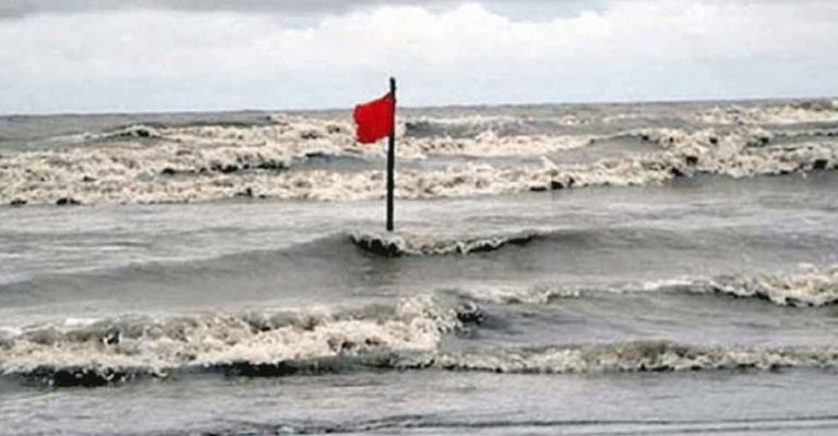 লঘুচাপটি নিম্নচাপে পরিণত, সব সমুদ্রবন্দরে ৩ নম্বর সংকেত লঘুচাপটি নিম্নচাপে পরিণত, সব সমুদ্রবন্দরে ৩ নম্বর সংকেত