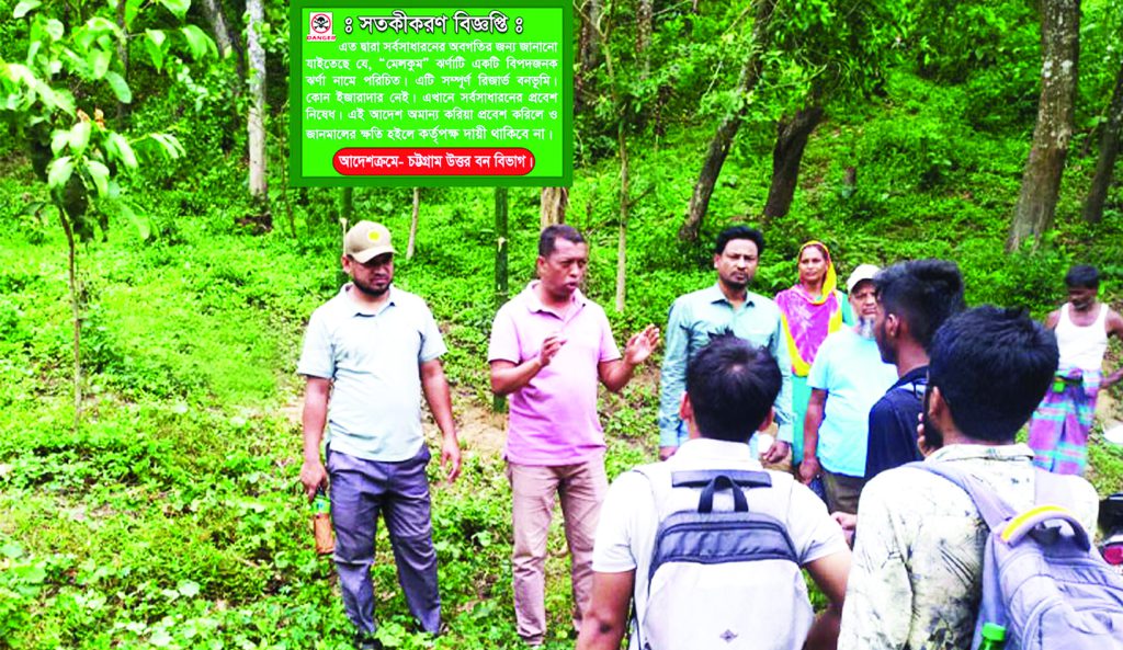 পাহাড়ি গিরিপথে কেন ঝরছে প্রাণ – দৈনিক আজাদী পাহাড়ি গিরিপথে কেন ঝরছে প্রাণ – দৈনিক আজাদী