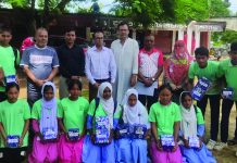 রাঙ্গামাটি জেলা ক্রীড়া অফিসের সাঁতার প্রতিযোগিতা সম্পন্ন