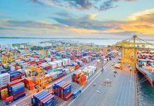 বন্দরের নিয়ন্ত্রণ বিদেশি সংস্থার হাতে দেওয়া যাবে না