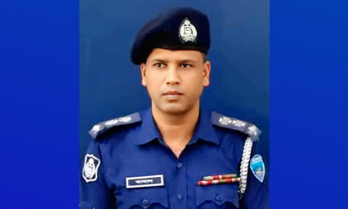 রাস্তায় ফেলে স্ত্রীকে প্রকাশ্যে জবাই করে হত্যা (2)