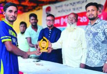 শহীদ স্মরণে ফুটবল টুর্নামেন্ট মির্জাপুর ফুটবল একাডেমির জয়