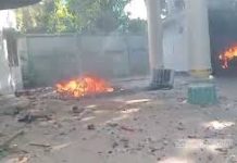 রাজবাড়ীতে নুরাল পাগলার লাশ তুলে আগুন