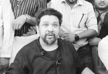 গ্রুপিংয়ের রাজনীতি থেকে আমাদের সরে আসতে হবে