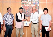 চবি উপাচার্যের সঙ্গে জাপানের গবেষক দলের সৌজন্য সাক্ষাৎ