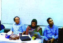 ইংরেজি ভাষা ও গার্মেন্টস শ্রমিক নিয়ে দুটি গবেষণাপত্র উপস্থাপন