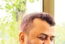 শিক্ষক সমাজকে তার ন্যায্য মর্যাদায় ফিরিয়ে আনা হোক