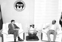 চট্টগ্রাম বন্দর পরিদর্শনে ফ্রান্সের রাষ্ট্রদূত