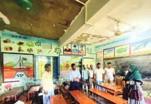 হাটহাজারীতে ঝুঁকিপূর্ণ সেই বিদ্যালয় পরিদর্শনে ইউএনও