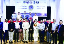 লায়ন মঞ্জুর আলম মনজুকে সংবর্ধনা