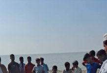 বাঁশখালীতে সাগরে ভেসে আসা অজ্ঞাত ব্যক্তির লাশ উদ্ধার