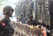 বিদ্রোহীদের দখল থেকে ‘অনেক এলাকা পুনরুদ্ধার করেছে’ মিয়ানমার সেনাবাহিনী