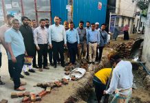 ৩৬ নং ওয়ার্ডে চসিকের সেবা কার্যক্রম তত্ত্বাবধান করল কর্মকর্তারা