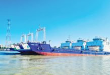 বাংলাদেশে তৈরি ৩ ল্যান্ডিং ক্রাফট যাচ্ছে আরব আমিরাতে