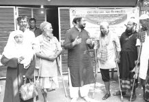 পাথরঘাটা ওয়ার্ডে প্রতিবন্ধী সংগঠনের সাথে এবি পার্টির মনোনীত প্রার্থীর উঠান বৈঠক