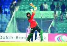 লড়লেন কেবল হৃদয়, হার দিয়ে সিরিজ শুরু বাংলাদেশের