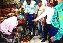 নোংরা পরিবেশে খাবার তৈরি, বাসি গ্রিল ও চপ বিক্রি