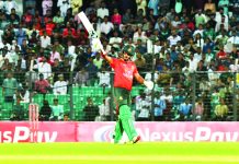 একাধিক রেকর্ডে রঙিন তানজিদ