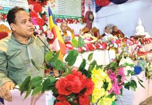 বুদ্ধাংকুর বিহার ও বিদর্শন কেন্দ্রে কঠিন চীবর দান