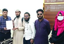 চবি শাটলে মেয়েদের জন্য সংরক্ষিত বগির দাবি