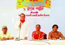 ফতেয়াবাদ মহাকালী সরকারি প্রাইমারি স্কুলে বিদায় অনুষ্ঠান
