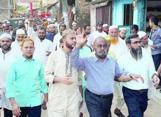 রাঙ্গুনিয়ায় দাঁড়িপাল্লা প্রতীকের সমর্থনে ডা.এটিএম রেজাউল করিমের গণসংযোগ