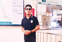 সড়কে কলেজছাত্রের নিথর দেহ, পাশে পড়ে আছে প্রবেশপত্র-ফাইল