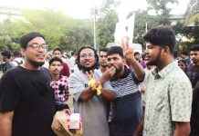 নগরে আনন্দ মিছিল, শোকরানা সিজদা ও মিষ্টি বিতরণ