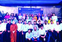 লক্ষ্য উদ্যোক্তা তৈরি, দশ স্টলে পণ্য প্রদর্শন