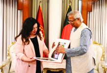 আমরা নির্বাচনের প্রস্তুতি নিচ্ছি, যা জাতির জন্য ঐতিহাসিক মুহূর্ত : প্রধান উপদেষ্টা