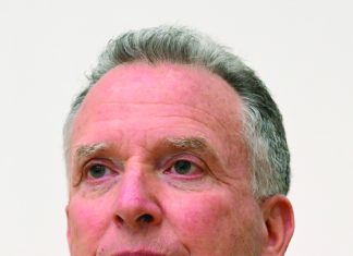 ইউক্রেন পরিকল্পনা চূড়ান্ত করতে রাশিয়ায় দূত পাঠাচ্ছেন ট্রাম্প