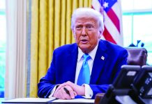 ইউক্রেনকে আবার ‘অকৃতজ্ঞ’ বললেন ট্রাম্প