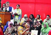 ধর্মের নামে ব্যবসা করছে একটি দল, তাদের হাতেই নারীরা নির্যাতিত : সালাহউদ্দিন