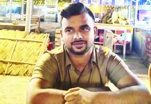 তোকে গুলি করে মারব না, ব্লেড দিয়ে খুঁচিয়ে খুঁচিয়ে মারব