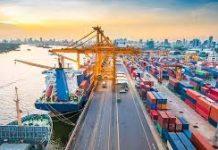 আন্দোলনকারীদের সাথে আজ বসছেন বন্দর চেয়ারম্যান