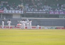 ভূমিকম্পে মিরপুর টেস্টের খেলা ৩ মিনিট বন্ধ
