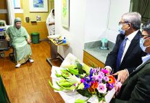 খালেদা জিয়ার হার্ট ও ফুসফুসে সংক্রমণ, হাসপাতালে ভর্তি