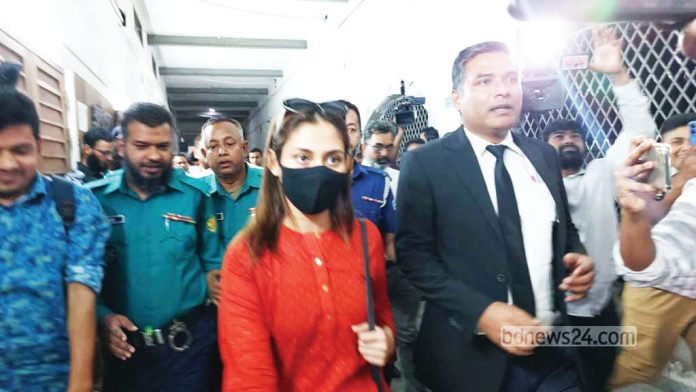 mehzabin-chowdhury-bail-161125-01-1763296893