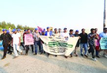 প্লাস্টিকের দূষণ মোকাবেলায় পতেঙ্গা সৈকতে সচেতনতামূলক কর্মসূচি