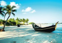 পর্যটকশূন্য সেন্টমার্টিনে স্থবির ব্যবসা-বাণিজ্য